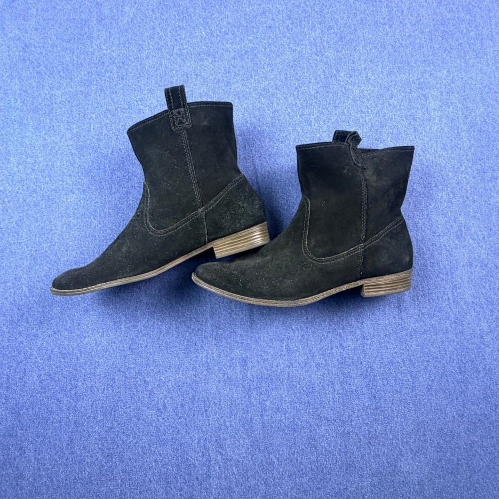 Dockers DKCAYENNEK Black Suede Ankle Boots Western Pull On Low Heel Womens 9M